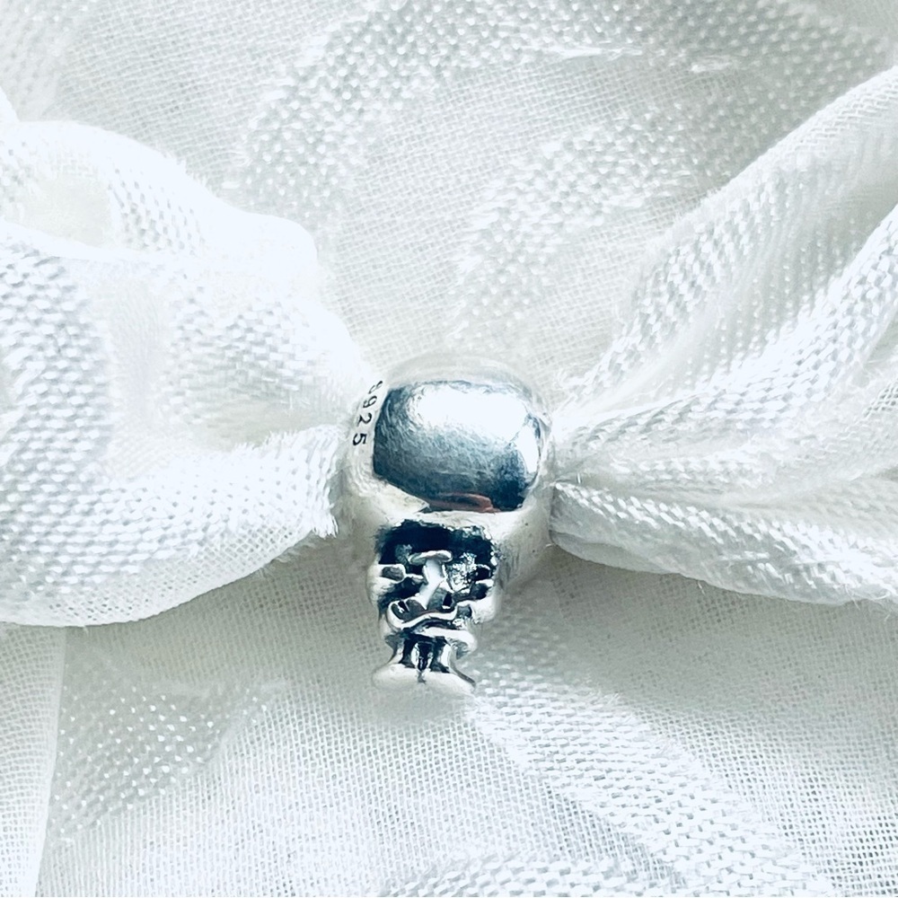π§ββοΈ NWOT Dobby The Free Elf β Harry Potter Charm β¨ - Picture 6 of 9